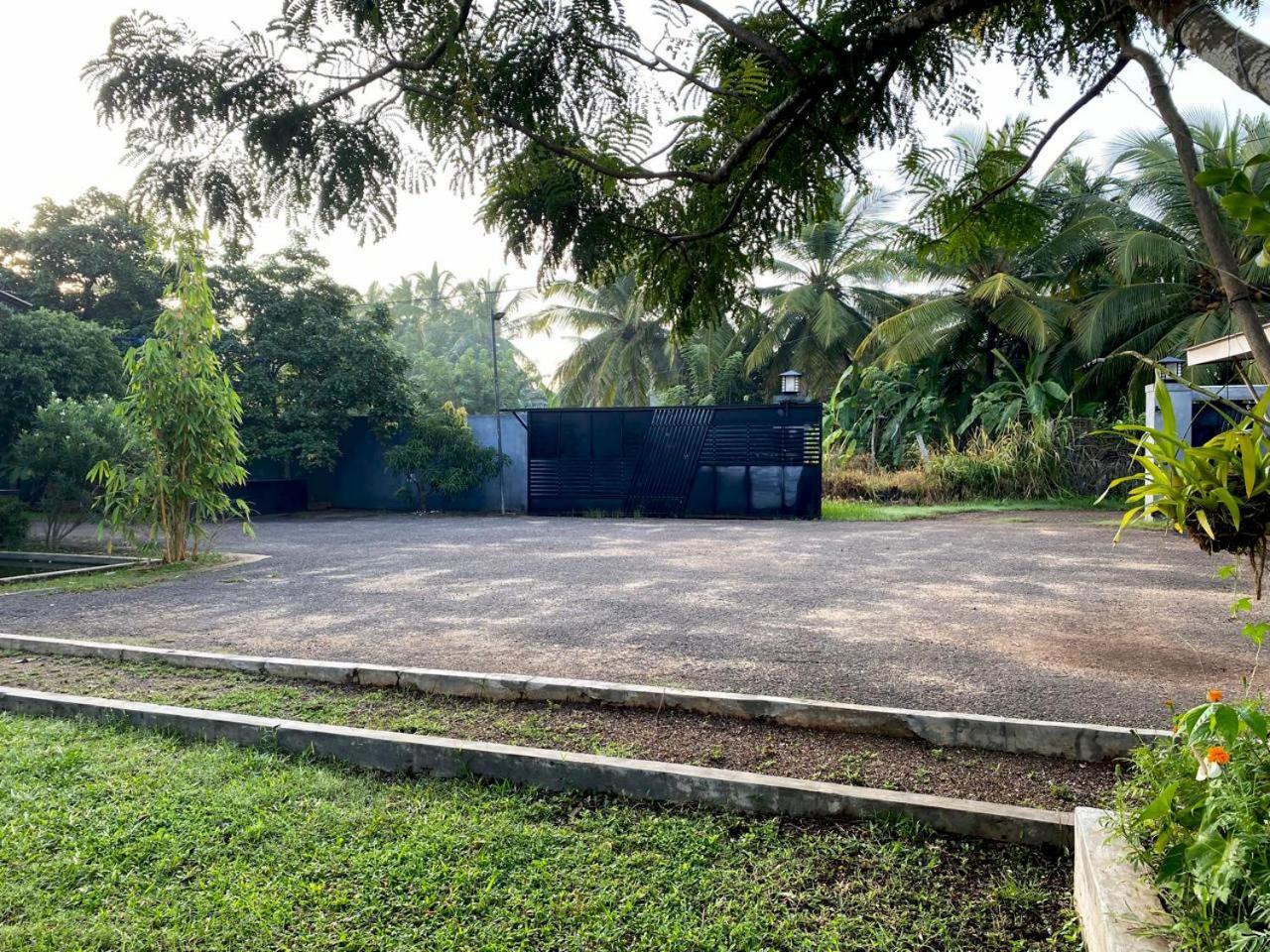 Athyantha Resort Anuradhapura Exterior foto